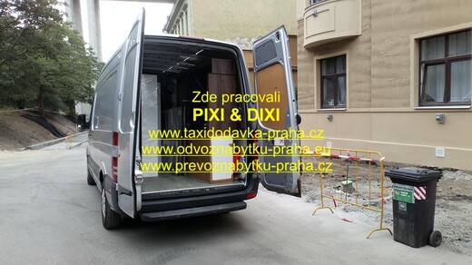 Dodávkové taxi Praha.jpg